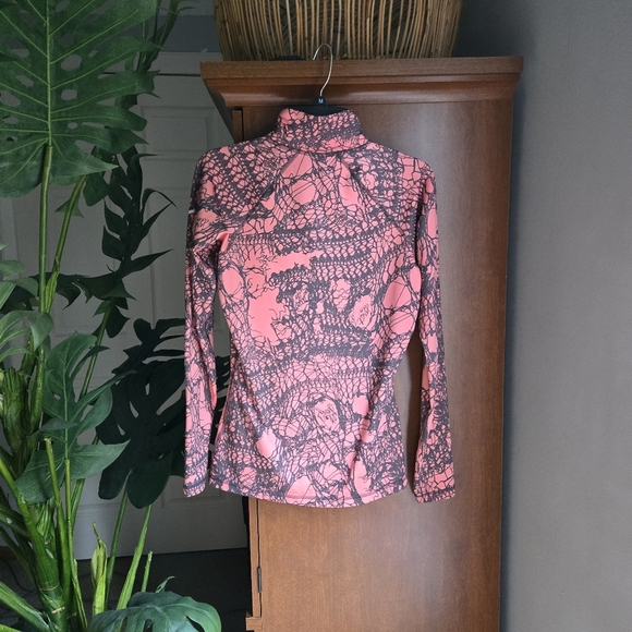 Nike Pro Dri Fit Women's Pink and Black Long Sleeve Top Training And Running - Picture 2 of 6